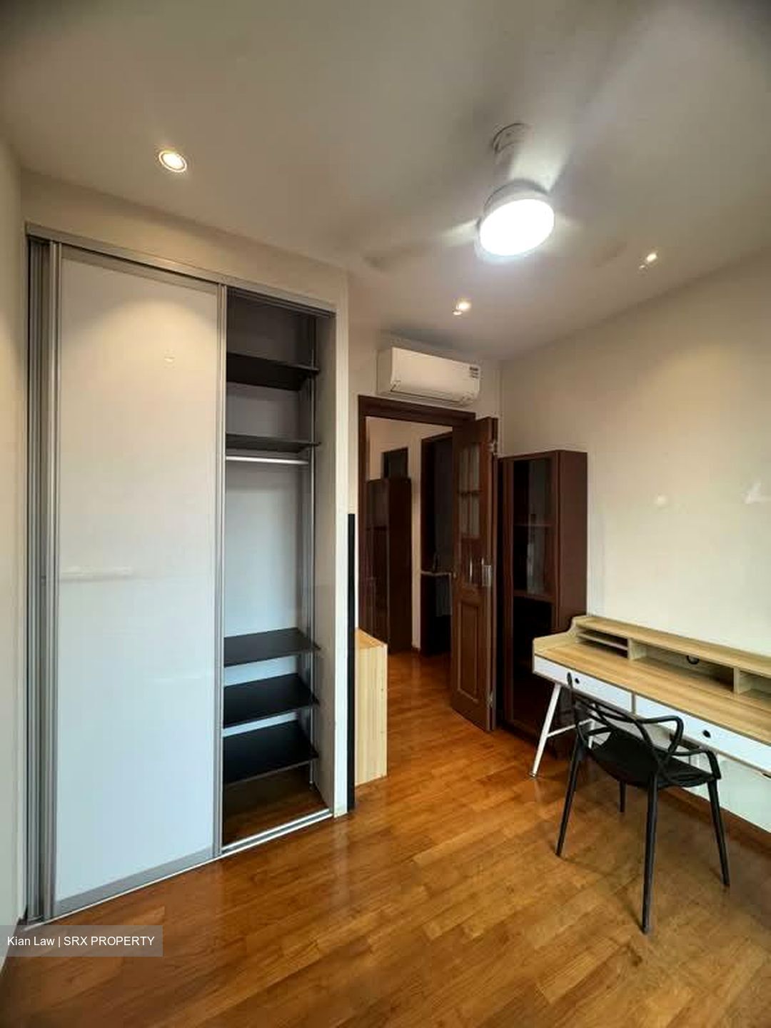 Sembawang Hills Estate (D20), Terrace #582395841
